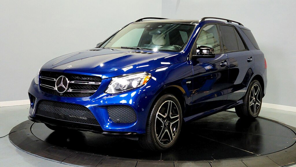 Used 2018 Mercedes-Benz GLE 43 AMG 4MATIC w/ Premium 3 Package image 3