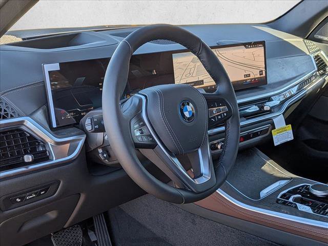 New 2026 BMW X5 xDrive50e image 3