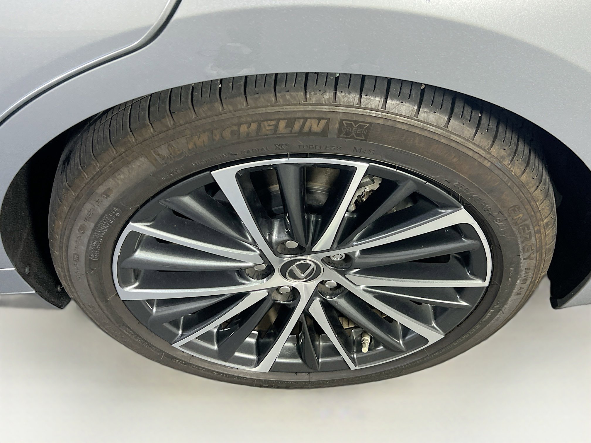 Used 2023 Lexus ES 350 w/ Premium Package FWD image 29