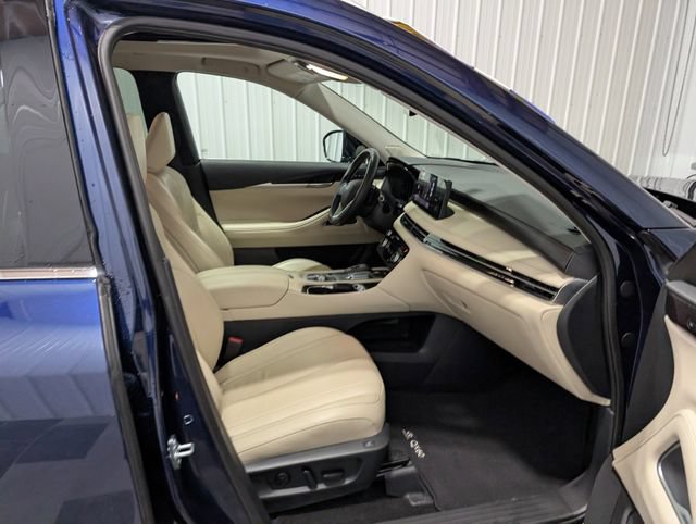 Used 2025 INFINITI QX60 Sensory w/ Vision Package AWD/4WD image 30