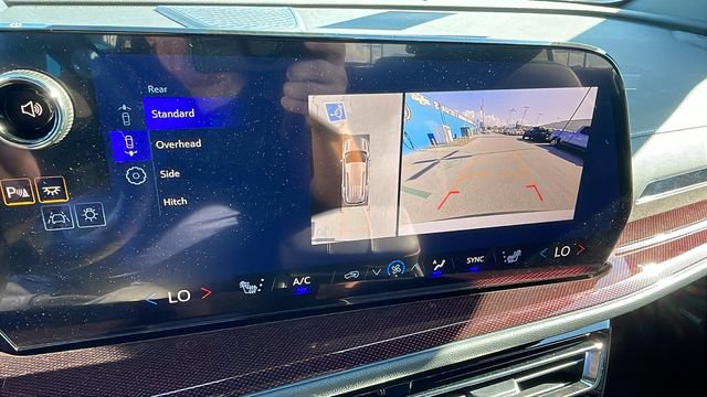 New 2026 Chevrolet Traverse Z71 w/ Enhanced Driving Package AWD/4WD image 21