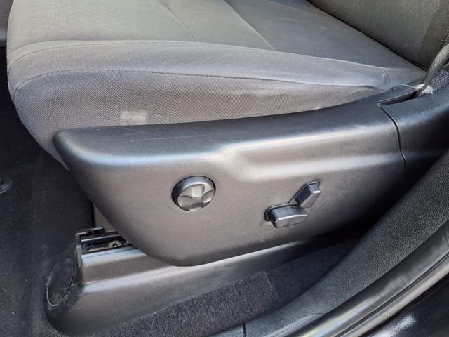 Used 2019 Jeep Grand Cherokee Laredo image 21