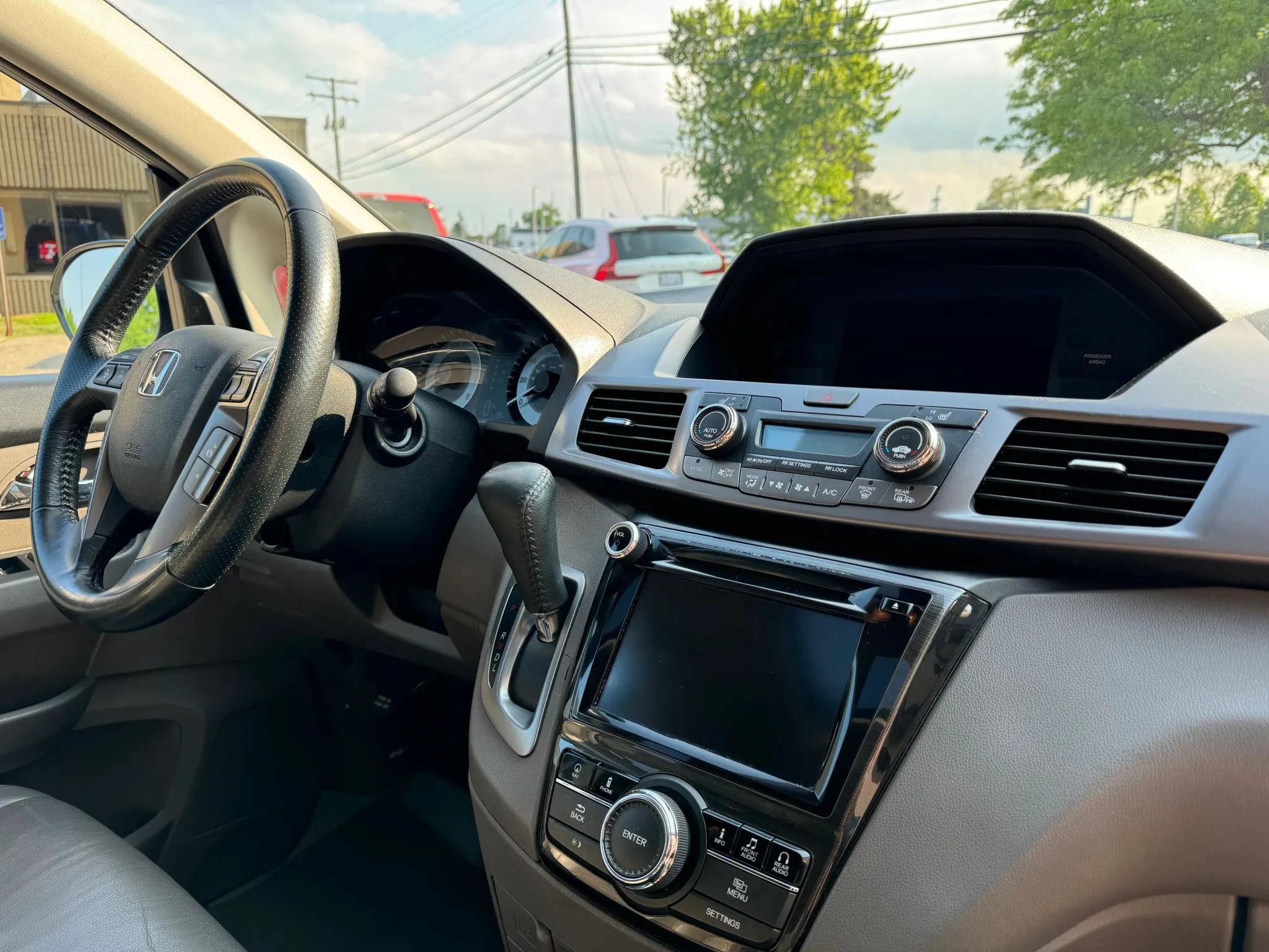 Used 2014 Honda Odyssey Touring image 28