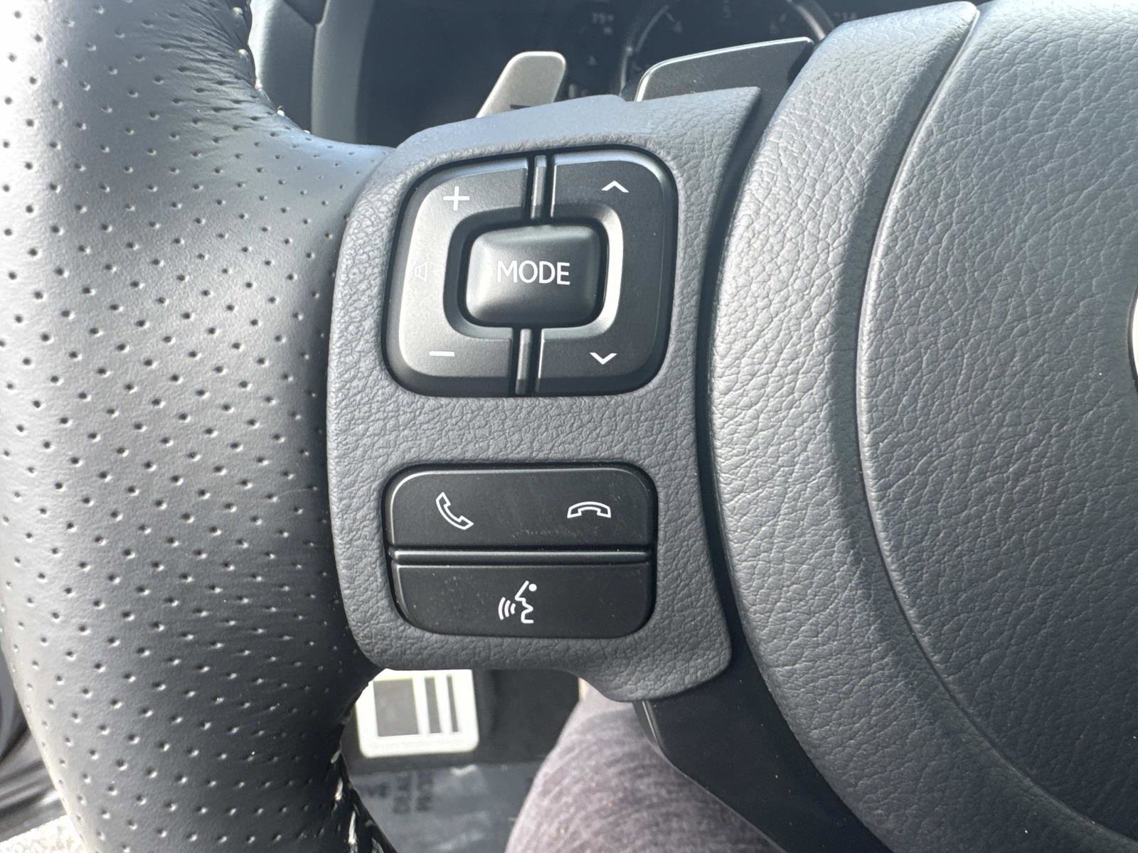 Used 2025 Lexus IS 350 F Sport w/ Accessory Package image 29