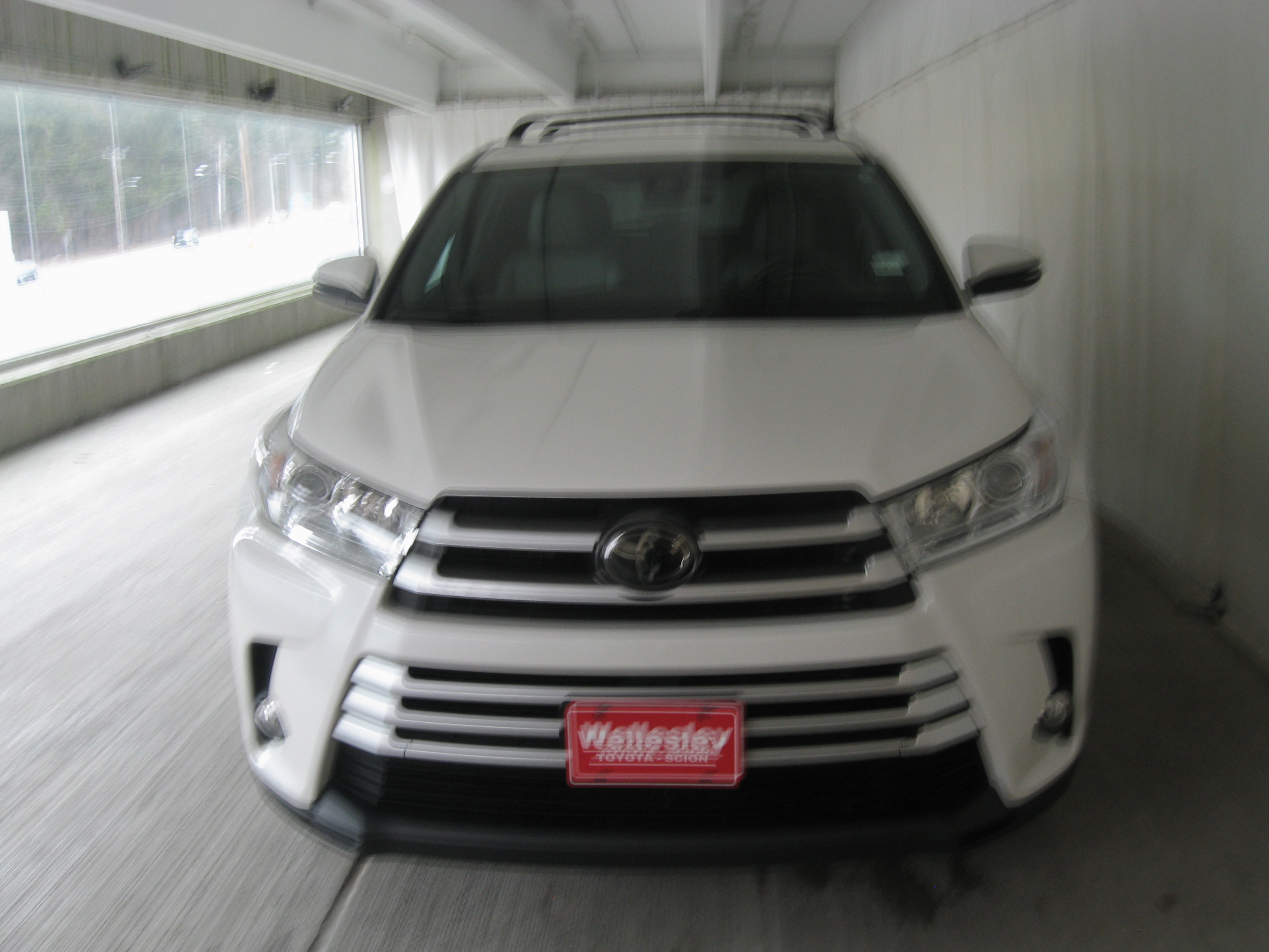 Used 2018 Toyota Highlander Plus image 3