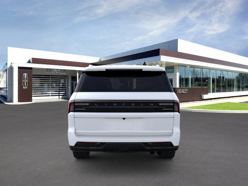 New 2026 Lincoln Navigator L Black Label AWD/4WD image 5