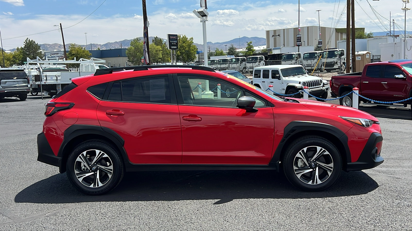 Used 2024 Subaru Crosstrek 2.0i Premium AWD/4WD image 4
