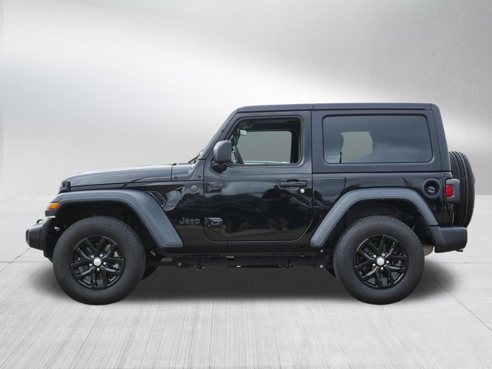 Used 2023 Jeep Wrangler Sport AWD/4WD image 4