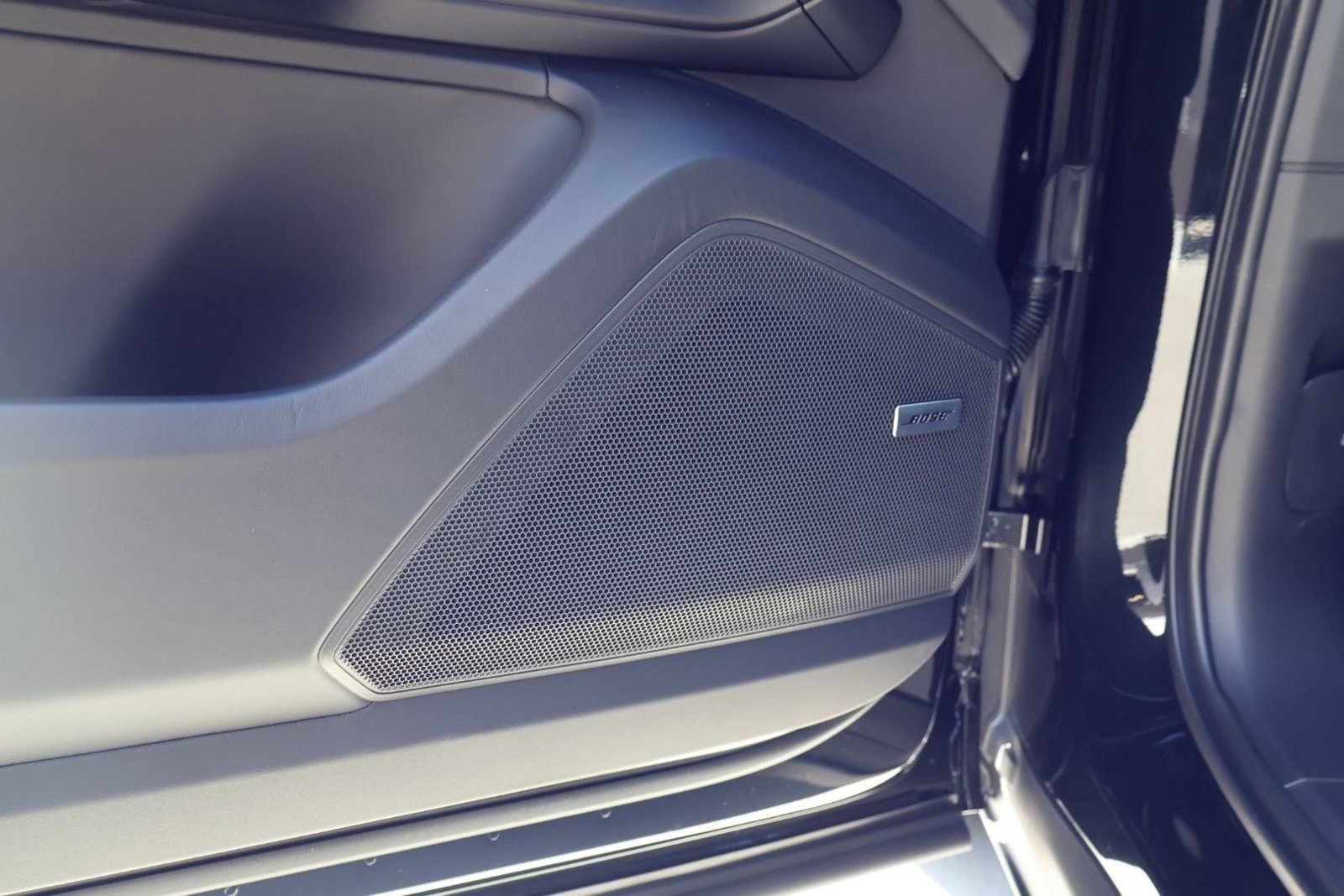 New 2026 Porsche Cayenne E-Hybrid image 14