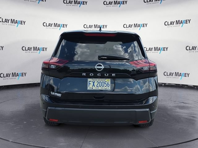 Used 2025 Nissan Rogue S AWD/4WD image 4