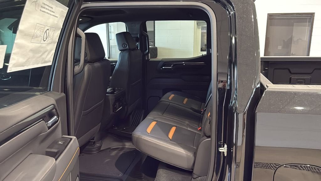 New 2026 GMC Sierra 1500 AT4 w/ AT4 Preferred Package AWD/4WD image 18