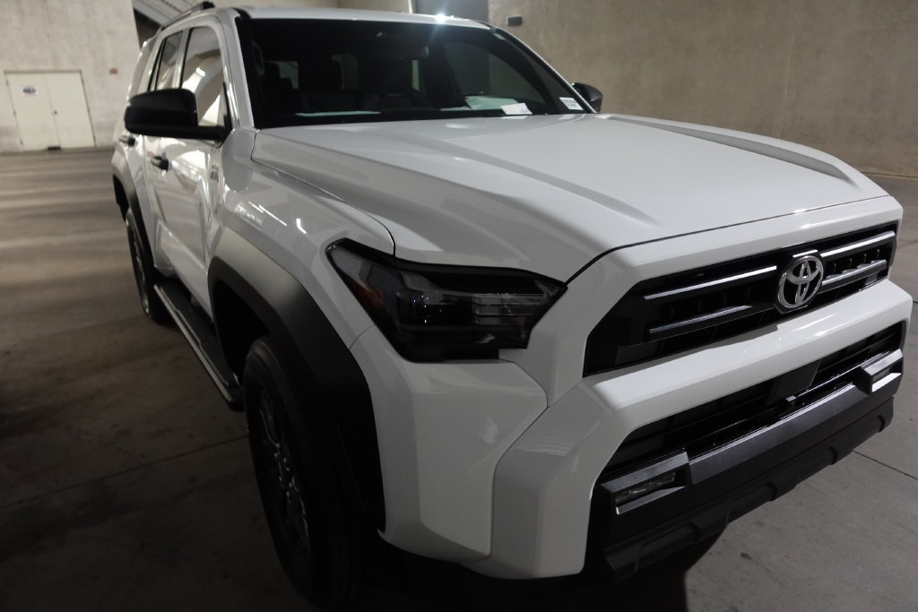 Used 2026 Toyota 4Runner SR5 AWD/4WD image 1