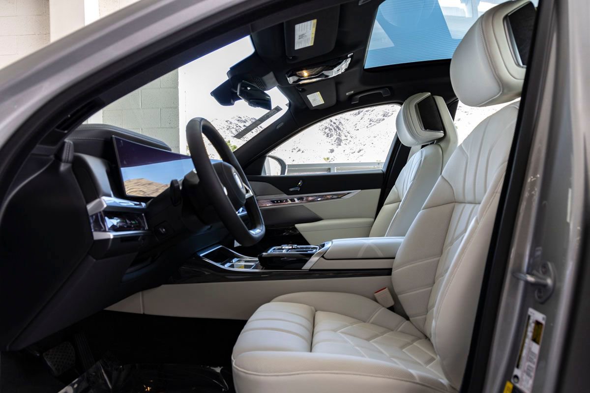 New 2026 BMW i7 eDrive50 RWD image 15