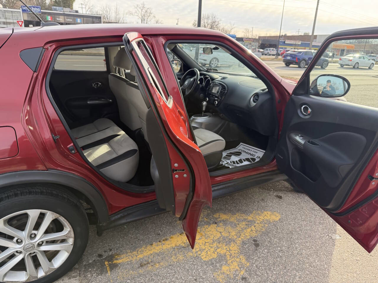 Used 2014 Nissan Juke SV w/ Navigation Package image 26