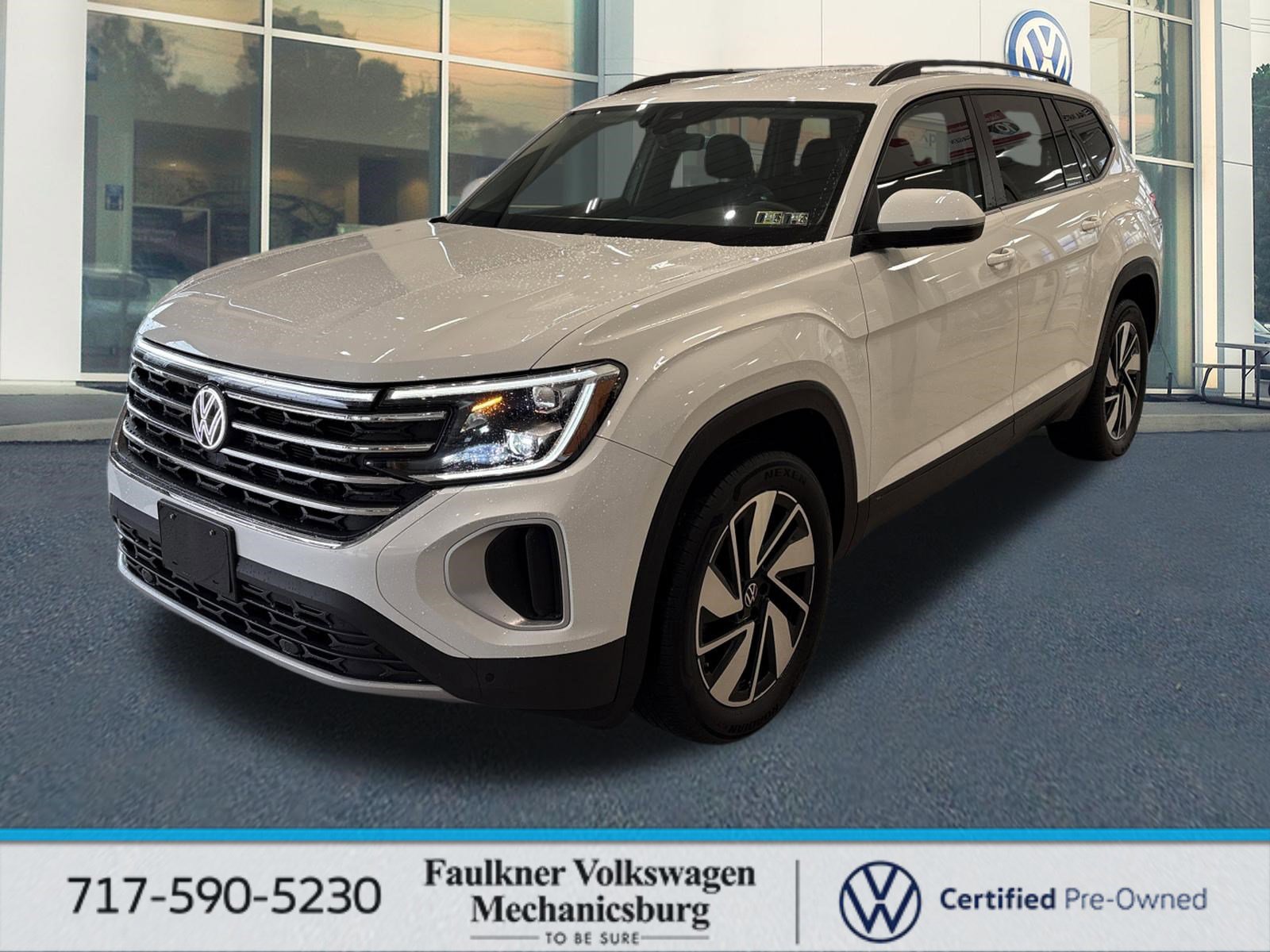 Certified 2024 Volkswagen Atlas SE image 1