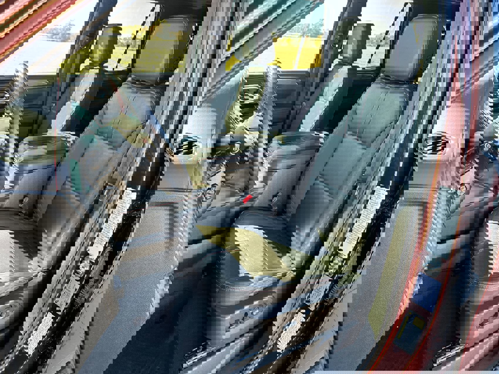 Used 2022 Chevrolet Tahoe RST w/ Sport Performance Package image 11