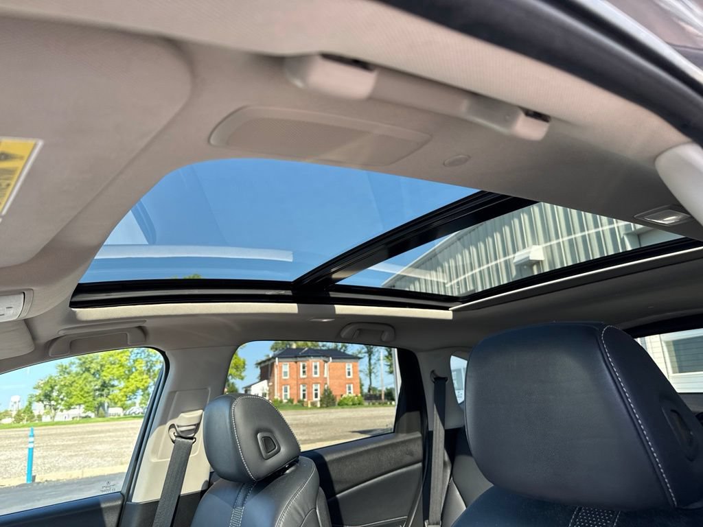 Used 2019 Acura RDX w/ Technology Package AWD/4WD image 32