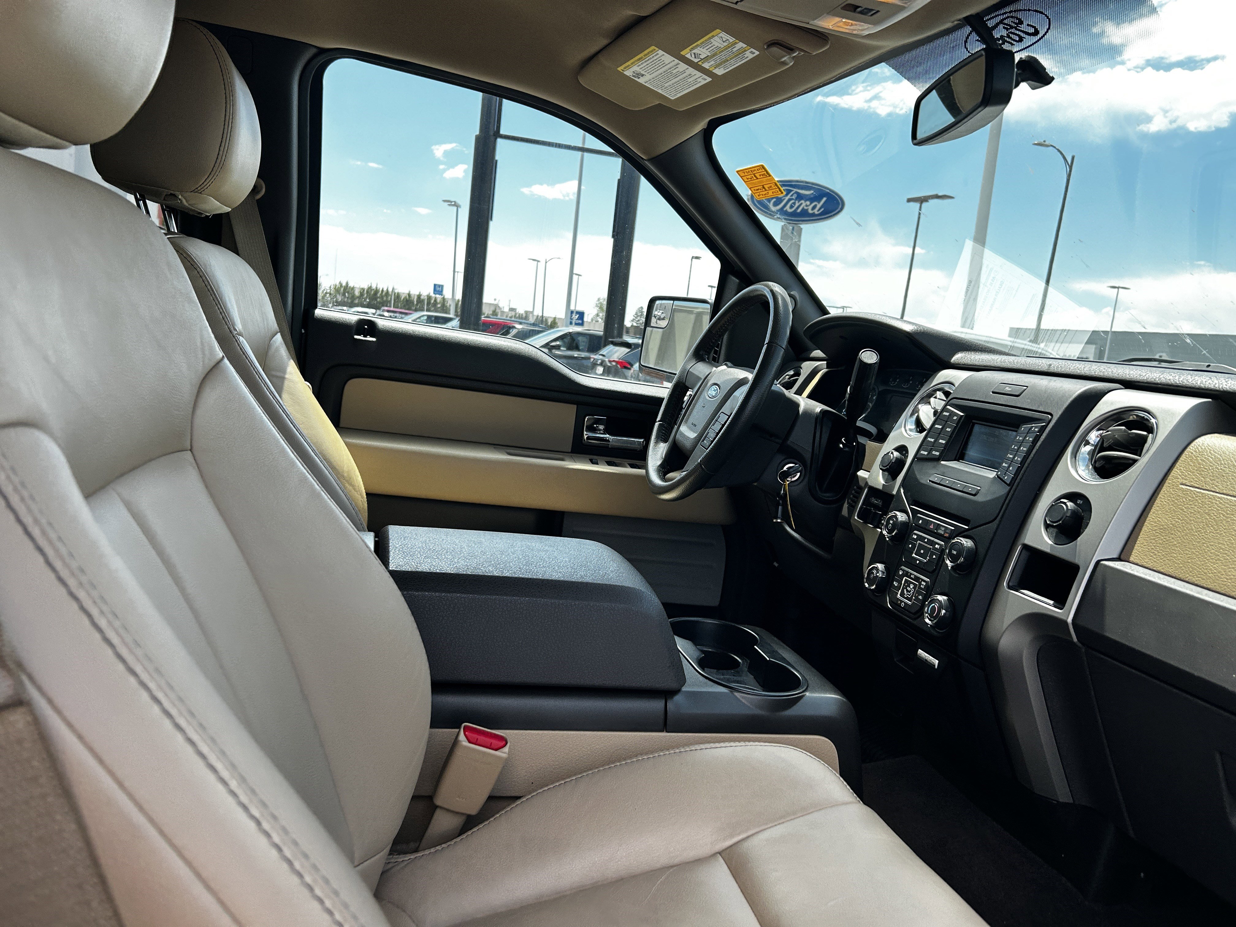 Used 2014 Ford F150 XLT w/ Equipment Group 302A Luxury AWD/4WD image 12