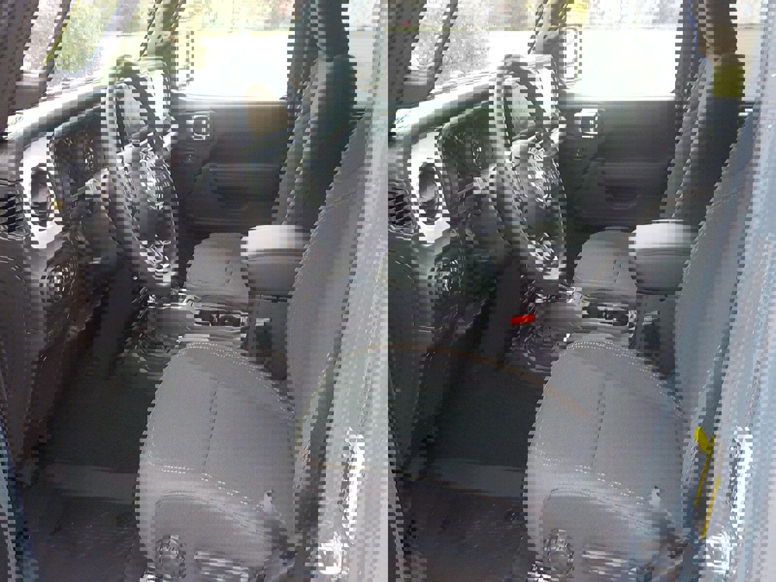 New 2026 Jeep Wrangler Unlimited Sport image 18