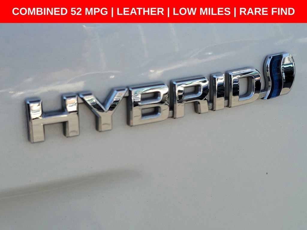Used 2016 Toyota Prius Four Touring FWD image 10