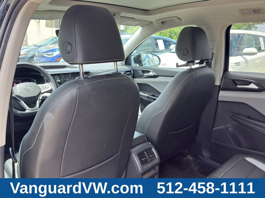 Used 2022 Volkswagen Taos SEL w/ Panoramic Sunroof Package FWD image 28