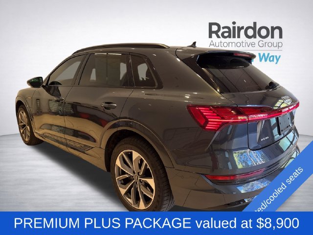 Used 2021 Audi e-tron Premium Plus w/ Premium Plus Package AWD/4WD image 2