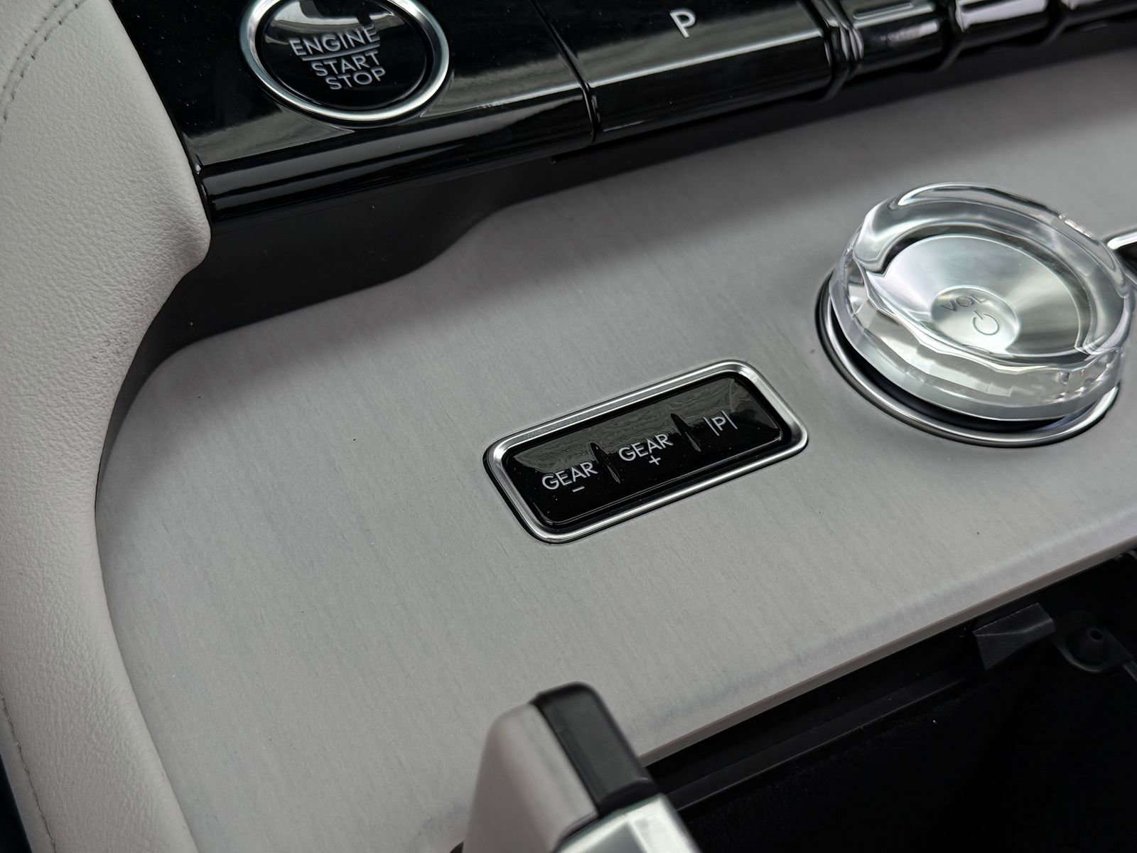 New 2026 Lincoln Navigator Reserve AWD/4WD image 29