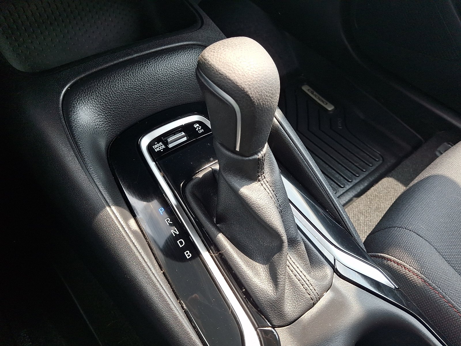 Used 2023 Toyota Corolla SE FWD image 15