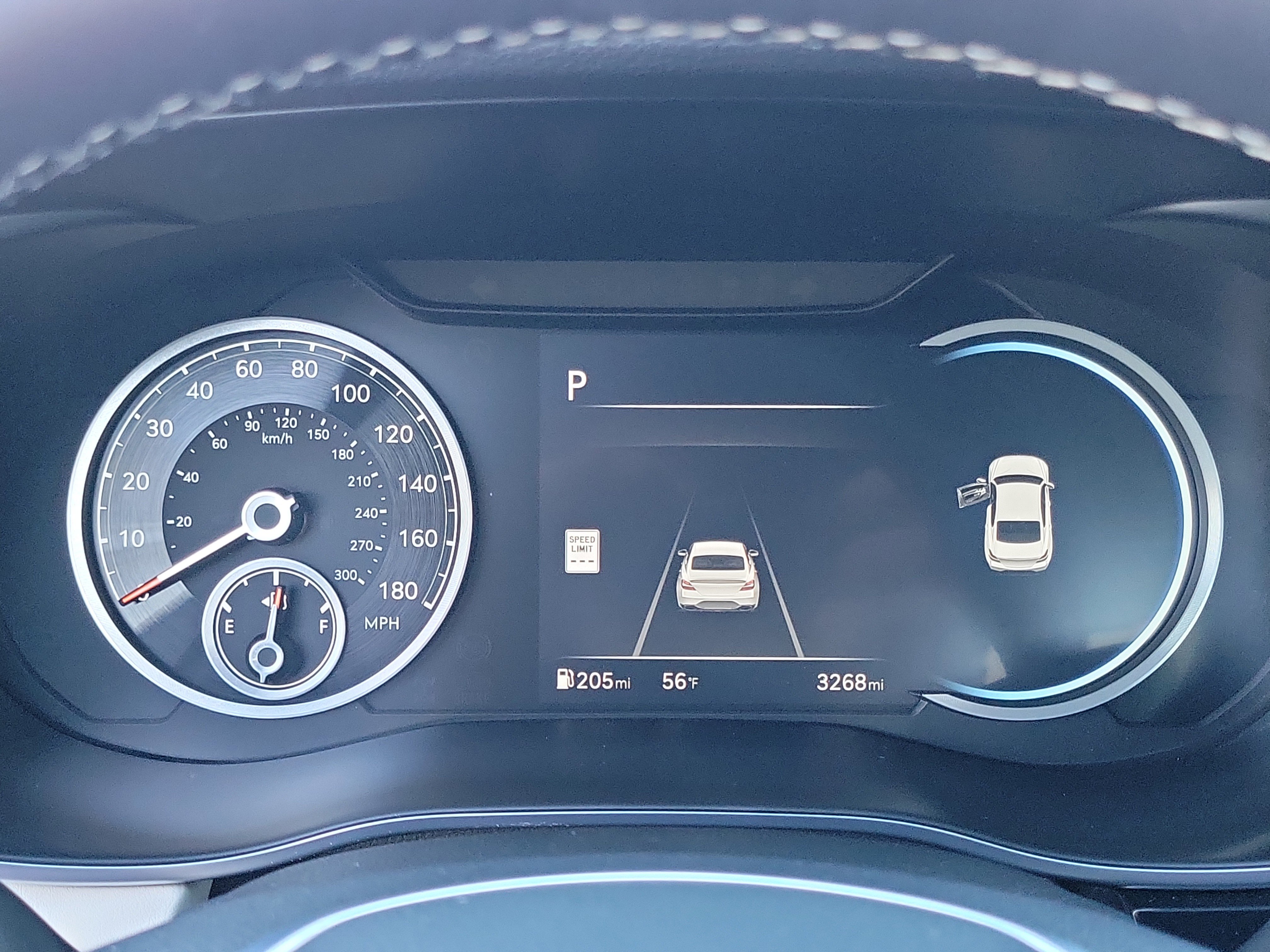 Certified 2025 Genesis G70 2.5T image 9