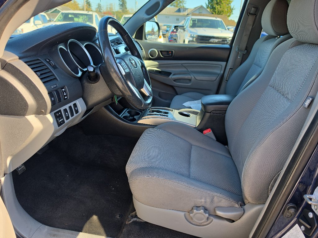 Used 2012 Toyota Tacoma 4x4 Access Cab V6 w/ TRD Sport Pkg image 14