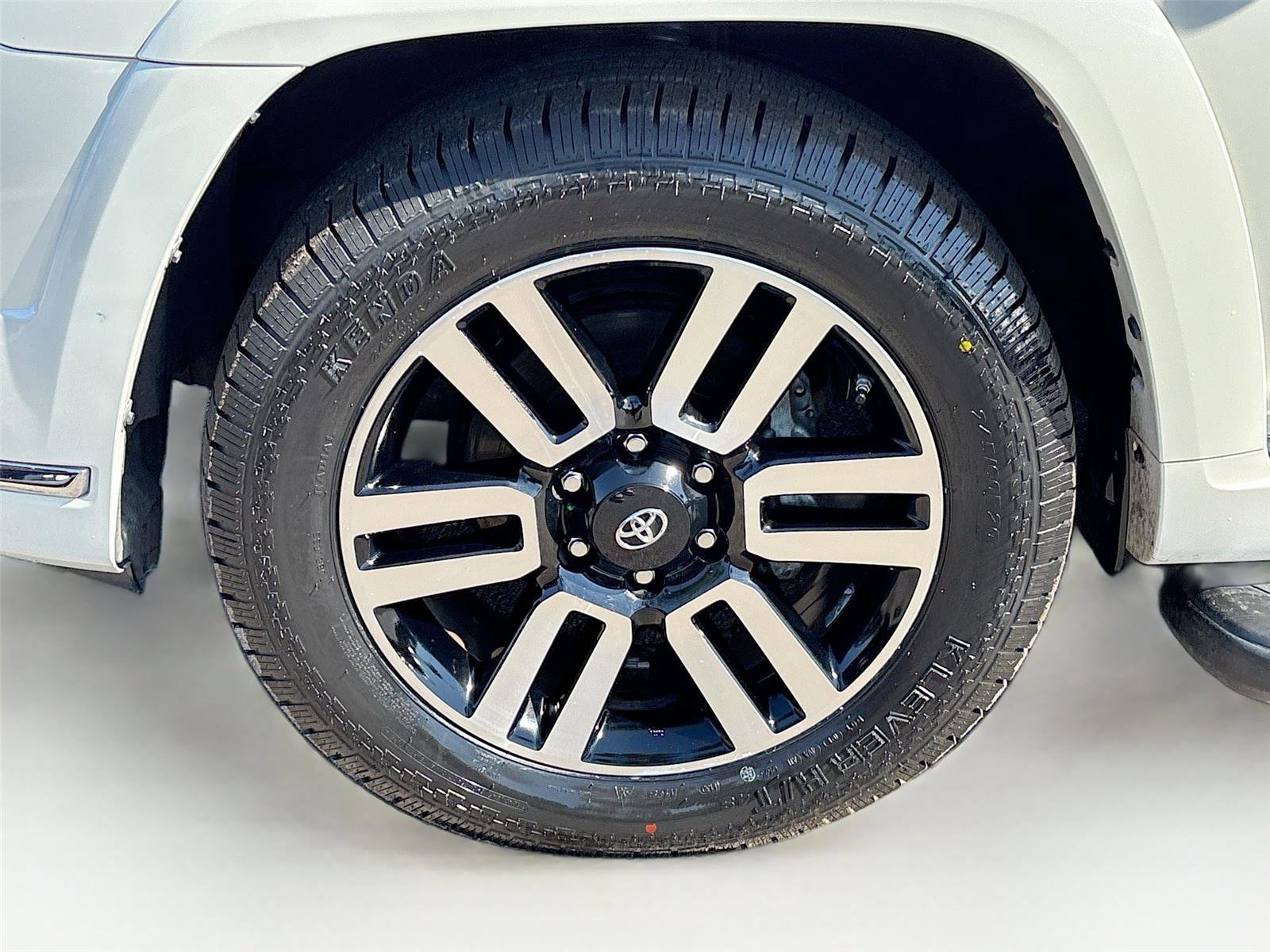 Used 2021 Toyota 4Runner Limited image 31