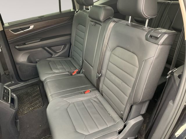 Used 2024 Volkswagen Atlas SEL image 13