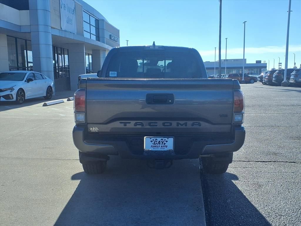 Used 2018 Toyota Tacoma TRD Off-Road image 29
