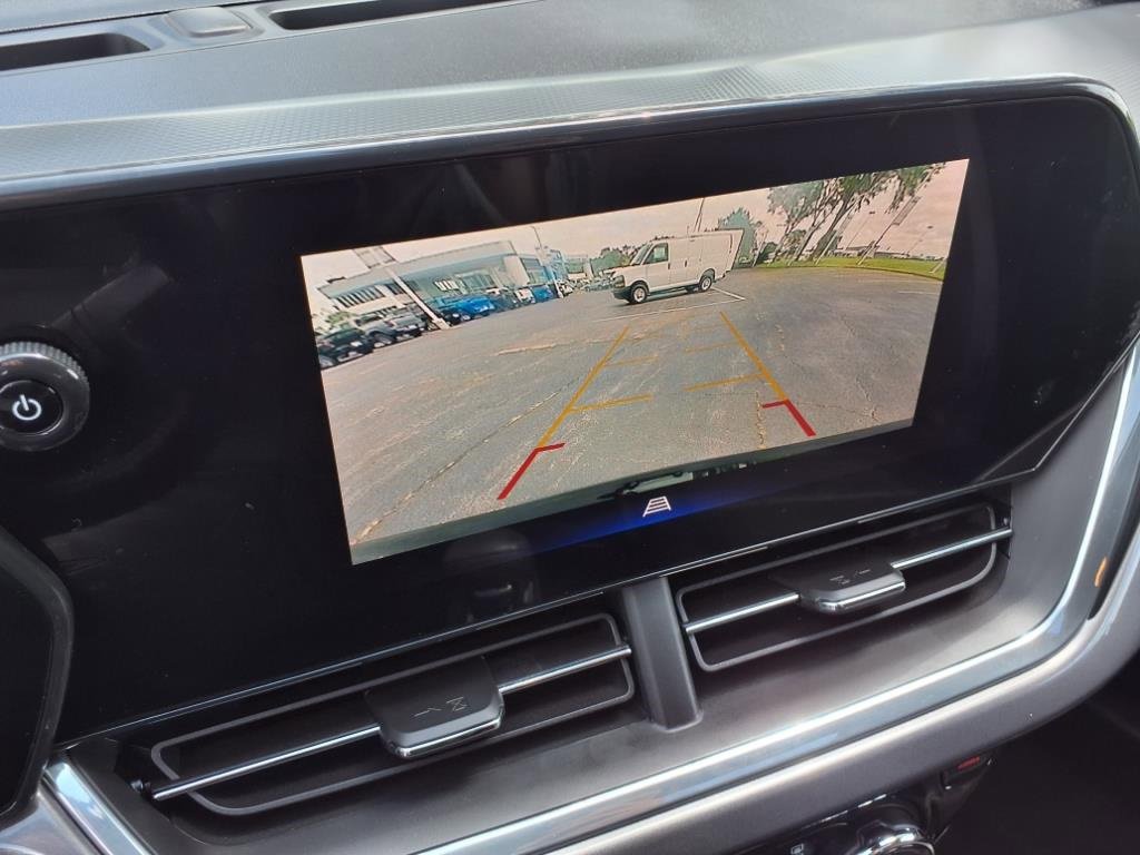Certified 2025 Chevrolet Trax ACTIV w/ Sunroof Package image 11