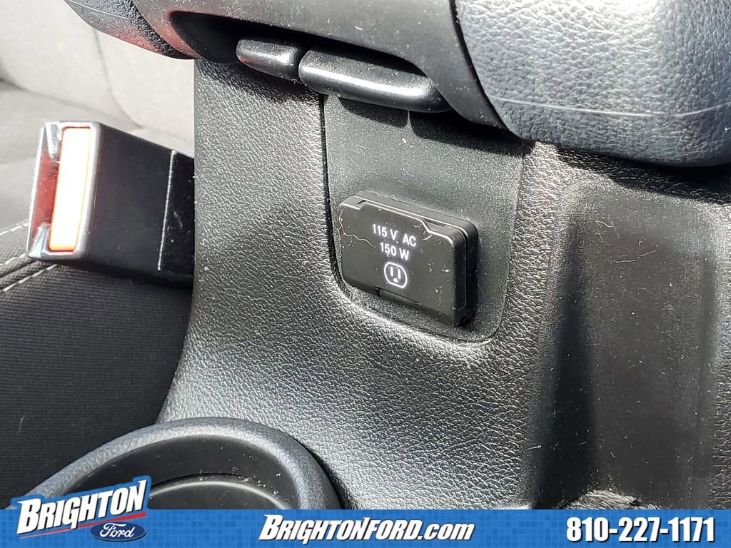 Used 2015 Jeep Wrangler Unlimited Sahara AWD/4WD image 25