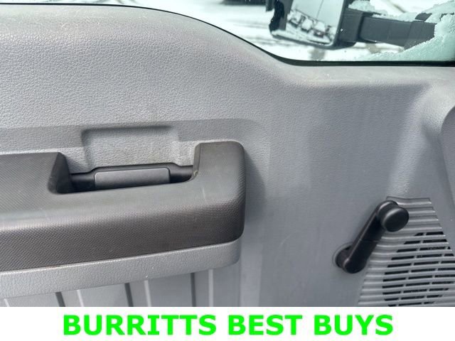 Used 2013 Ford F550 4x4 SuperCab Super Duty w/ Snow Plow Prep Pkg image 11