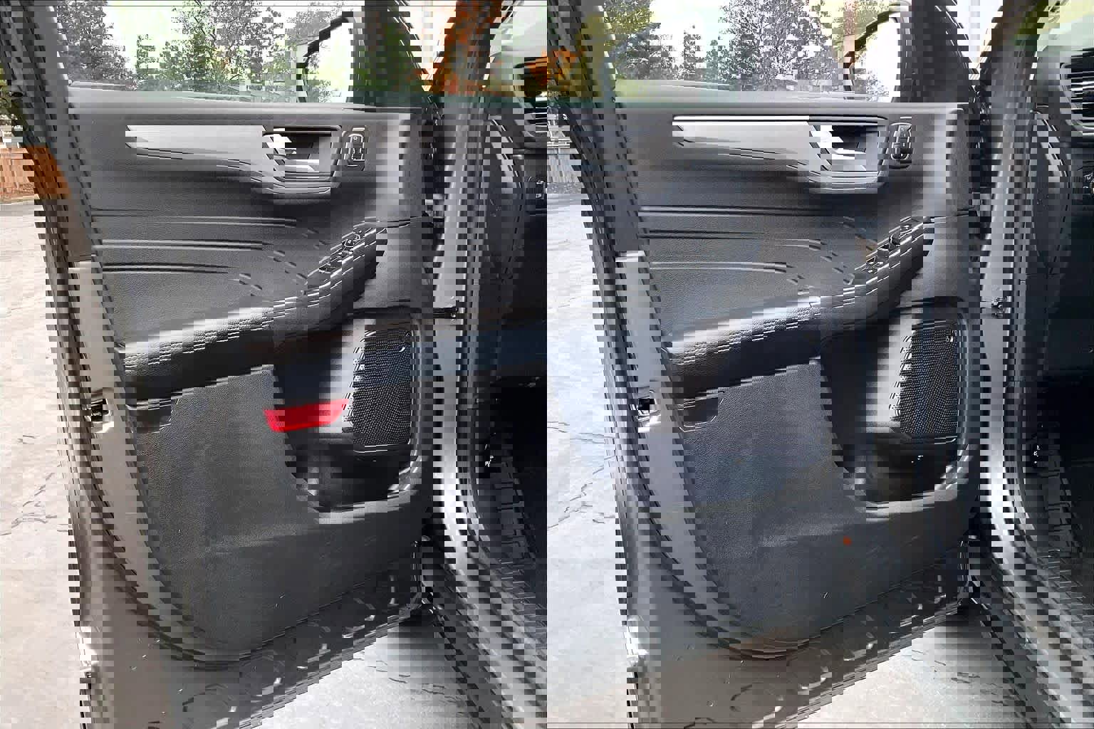 Used 2023 Ford Escape SE w/ PHEV Premium Package image 26