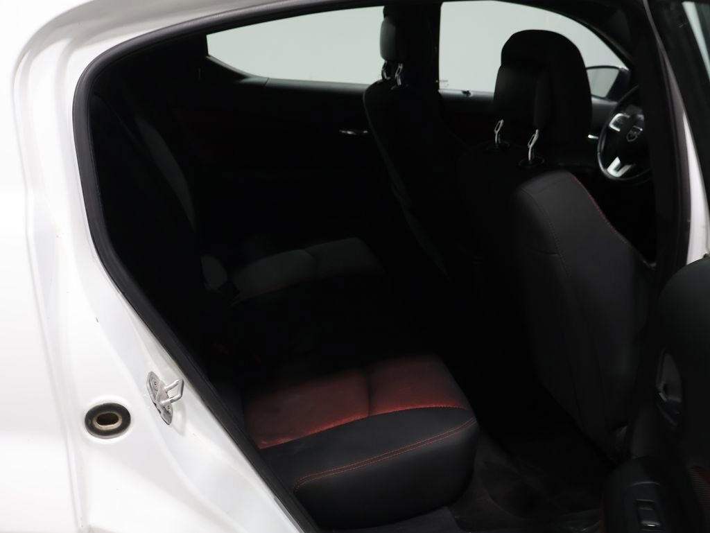 Used 2011 Dodge Avenger Heat image 22