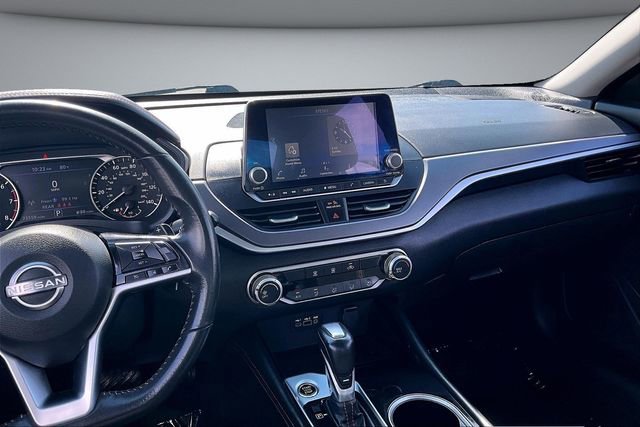 Certified 2024 Nissan Altima 2.5 SR image 9