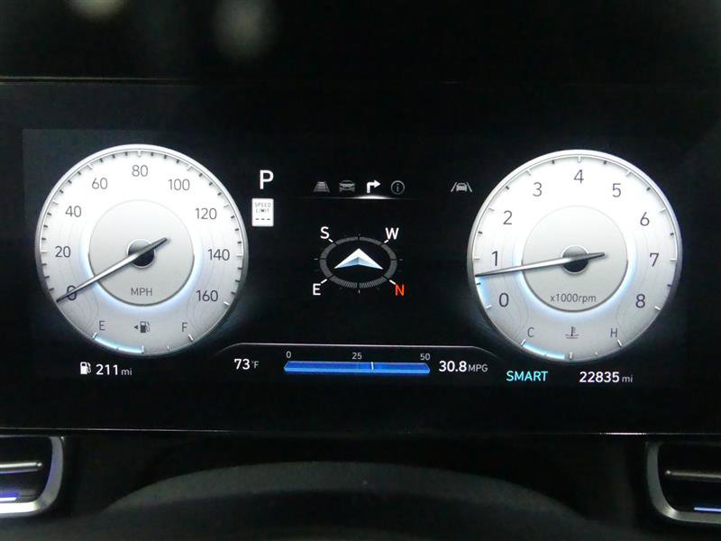Used 2025 Hyundai Elantra Limited FWD image 32