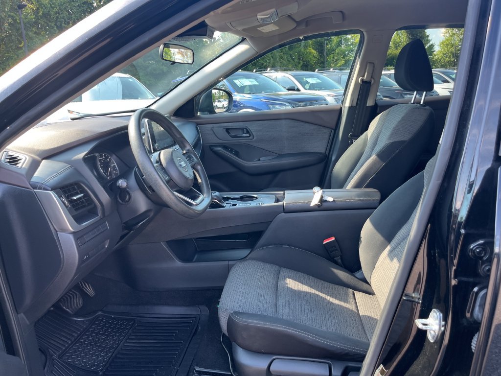 Used 2021 Nissan Rogue S FWD image 10