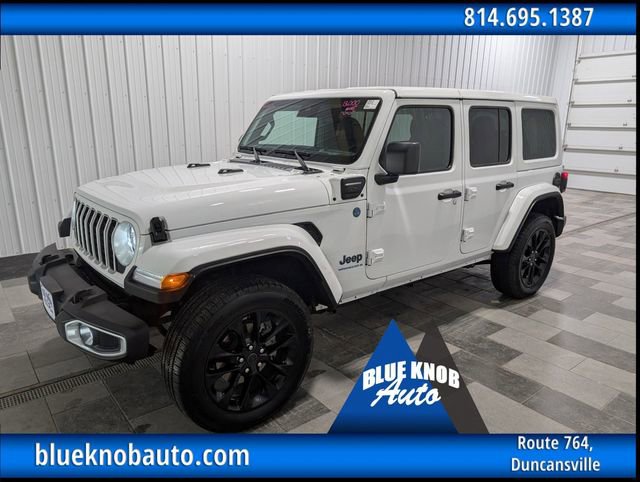 Used 2025 Jeep Wrangler Unlimited Sahara w/ Safety Group AWD/4WD image 1