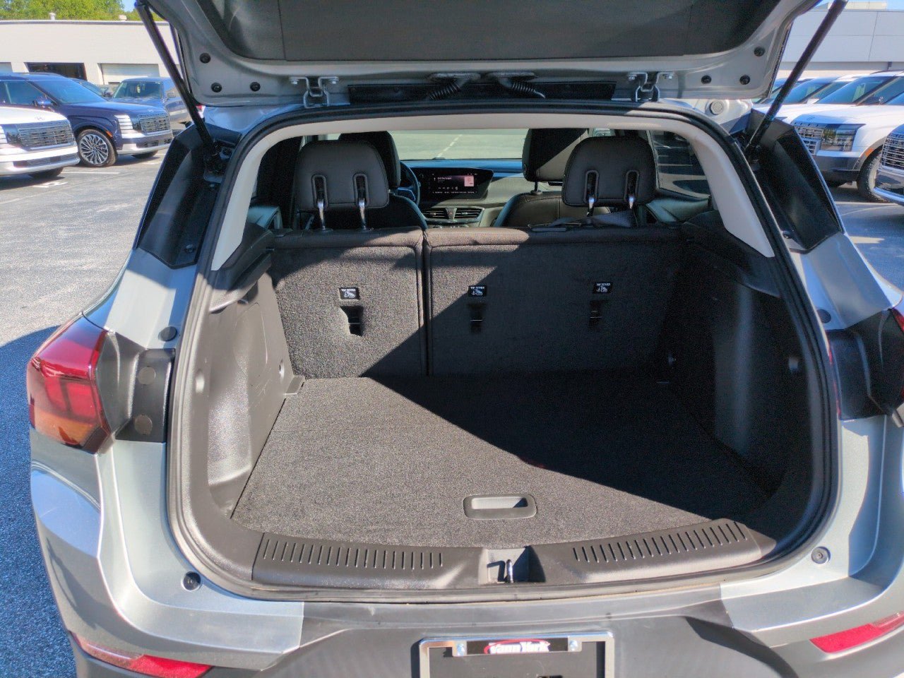 Used 2024 Buick Encore GX Preferred FWD image 24