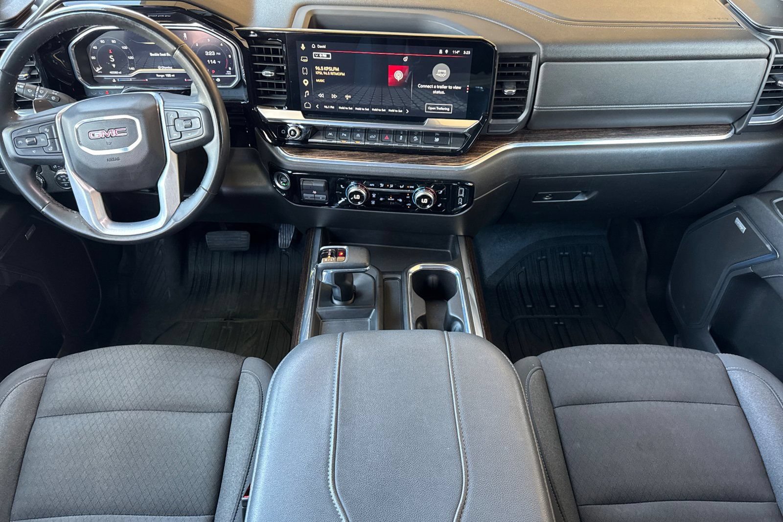 Certified 2023 GMC Sierra 1500 Elevation w/ Preferred Package AWD/4WD image 14