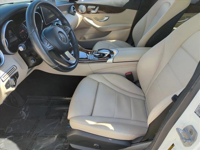 Used 2015 Mercedes-Benz C 300 4MATIC Sedan image 16