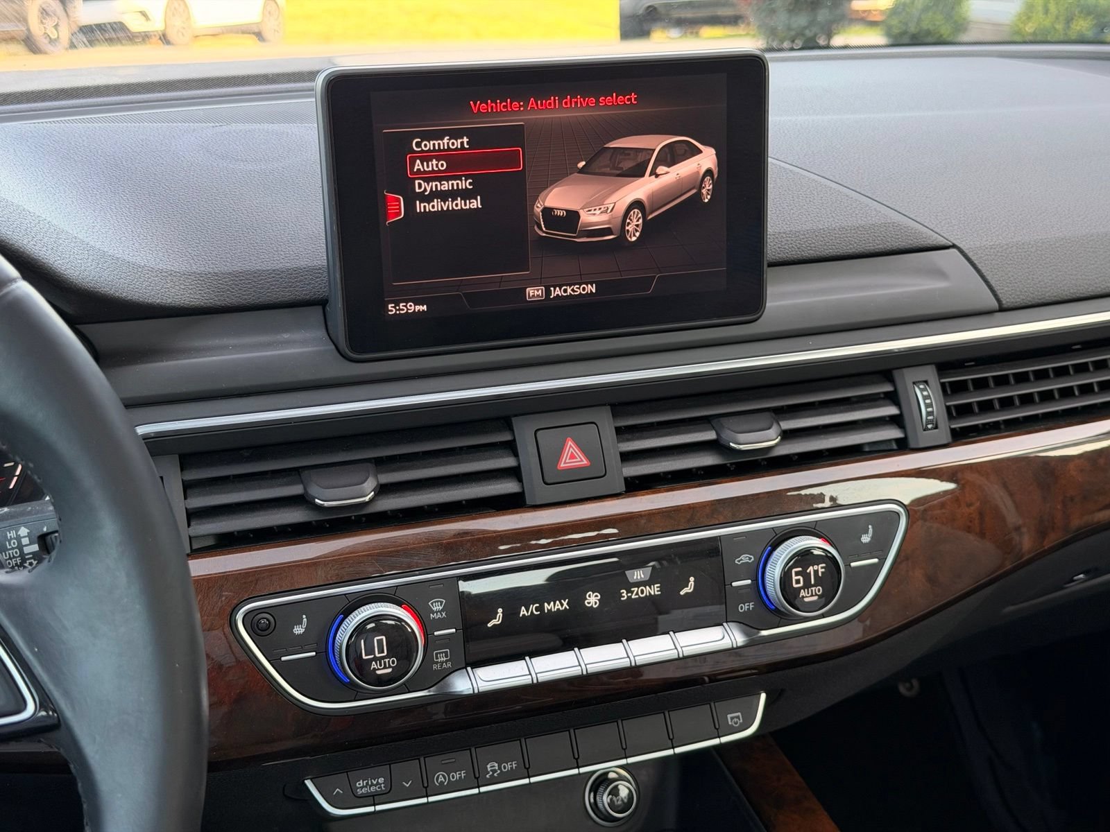 Used 2017 Audi A4 2.0T Ultra Premium FWD image 38
