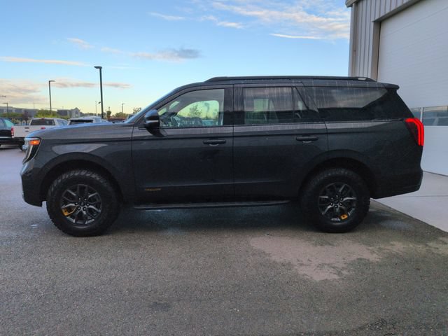 Used 2025 Ford Expedition Tremor AWD/4WD image 6