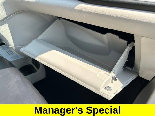 Used 2024 Chrysler Pacifica Touring-L FWD image 53