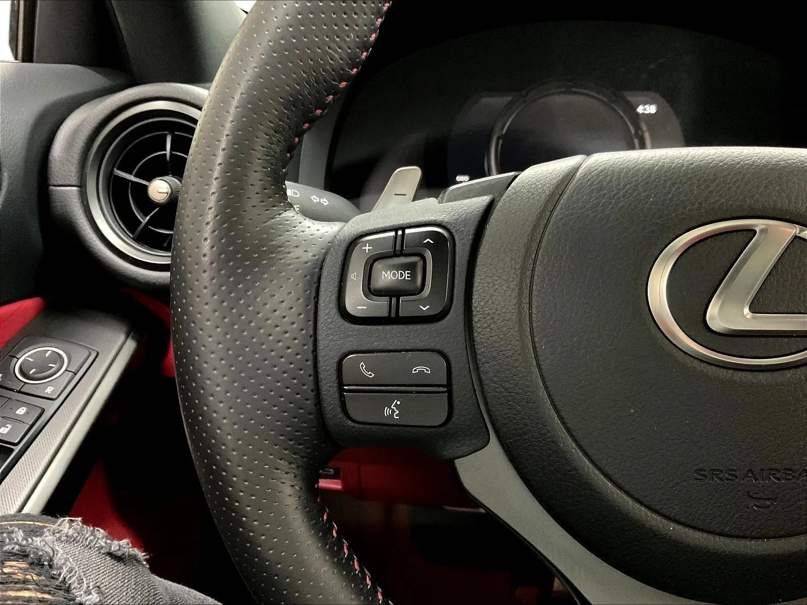 Used 2024 Lexus IS 300 F Sport RWD image 21