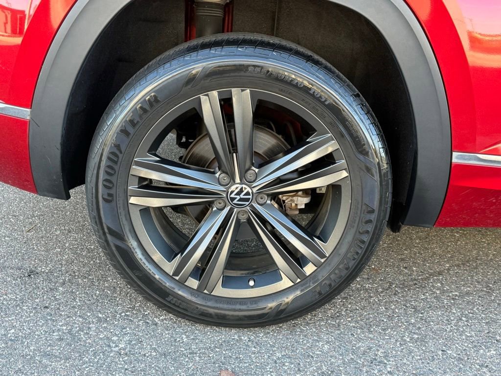 Used 2022 Volkswagen Atlas Cross Sport SEL R-Line image 51